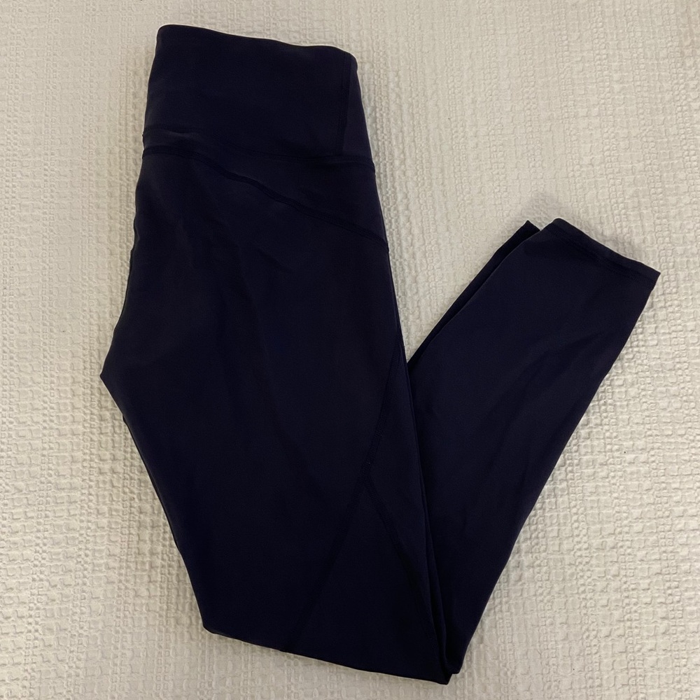 Navy blue yoga leggings
